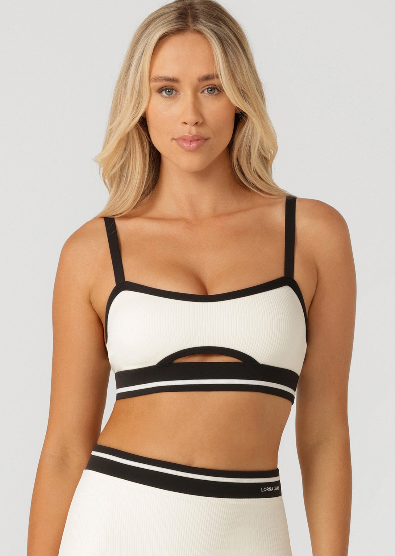 Drift Sports Bra - Porcelain